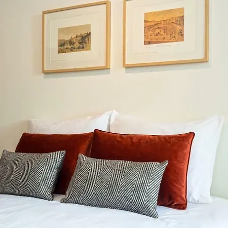 Sunrise Apartment
